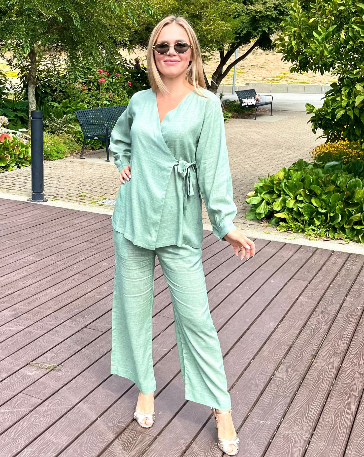 "Zaitoon" wrap shirt